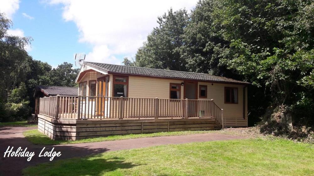 Greenways Valley Holiday Park Great Torrington Bagian luar foto