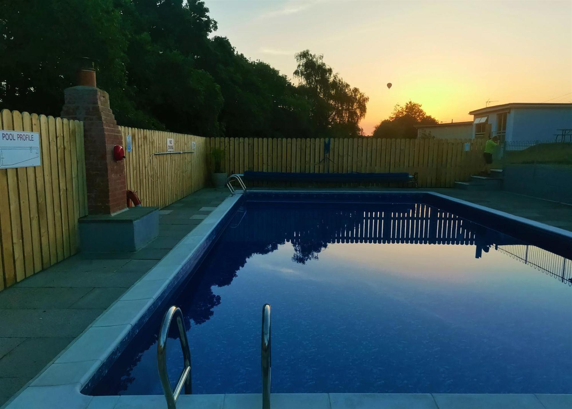 Greenways Valley Holiday Park Great Torrington Bagian luar foto